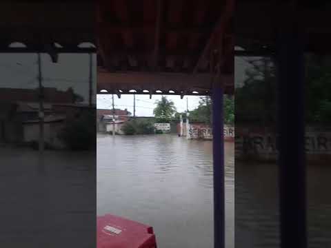 Chuva Forte em Januária MG Tudo Alagado
