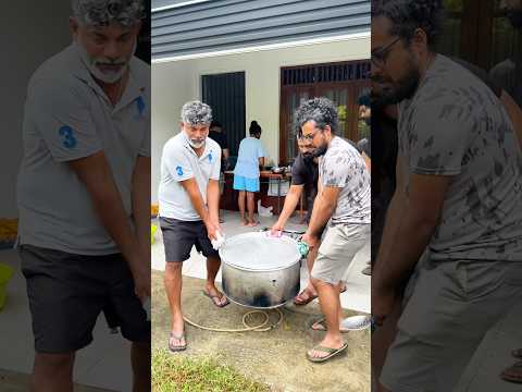 පුලුවන් මට්ටමින් හැමෝගෙම හයිය උවමනා වෙලාවක් මේක 🙏