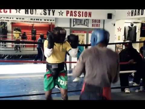 Felix & Vusumzi sparring