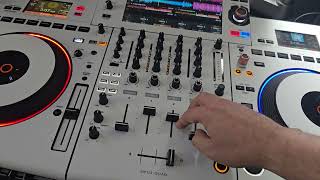 Did new DJs forget about this? 