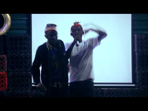 Prince Tygah alivowakalisha kwenye jukwaa la Usiku wa dhahabu kigoma 26/11/2017