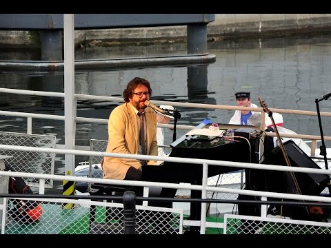 Rzeka Muzyki - Grzegorz Turnau w amfiteatrze przy Operze Nova.