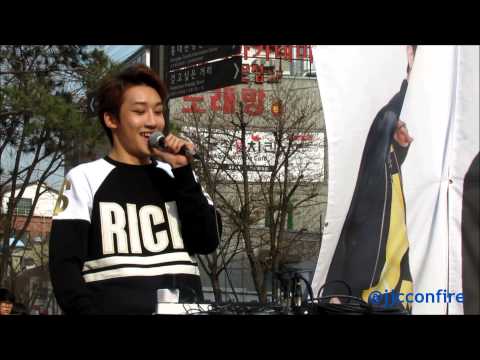 150328 JJCC Prince Mak Covers Uptown Funk with Loop Station Solo at Guerrilla Concert in Hongdae