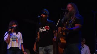 Jamey Johnson 1982 - with Cody Jinks -  Diggin&#39; Up Bones wit