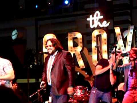 Blake Lewis - She Loves The Way ft. Nakia, Vicci Martinez and Elliott Yamin Live @ The Grove