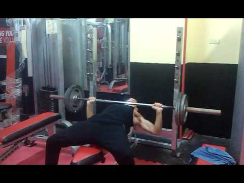 Bench press 75 kg (165 lbs) 10 reps