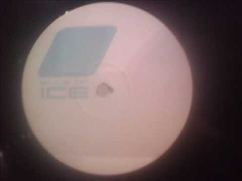 Dezz Jones - Slice Of Ice Vol 1 - Up 'N Leave (4/4 Dub Mix)