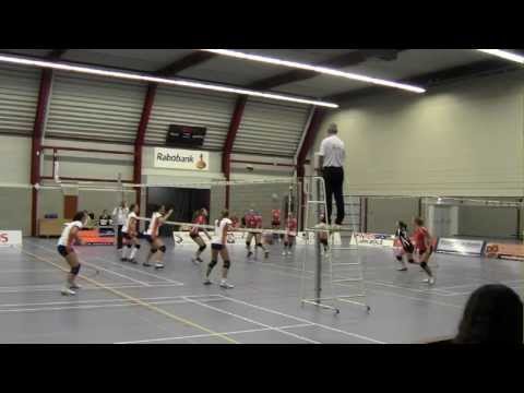 Volleybal Dames 2e div A: Betech Olhaco D1 - De Meeuwen D1 [16-11-2013]