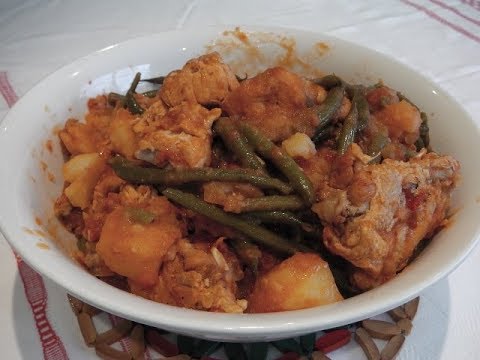 “FASOLAKI” CHICKEN WITH GREEN BEANS IN TOMATO SAUCE - STAVROS' KITCHEN - GREEK & CYPRIOT CUISINE