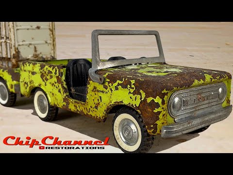 1960s Nylint Safari Hunt Ford Bronco and Cage Trailer Restoration 4K