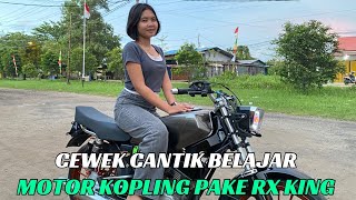 Download lagu CEWEK CANTIK BELAJAR MOTOR KOPLING PAKE RX KING || YAMAHA RX KING ‼️ mp3 Download lagu CEWEK CANTIK BELAJAR MOTOR KOPLING PAKE RX KING || YAMAHA RX KING ‼️ mp3