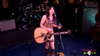 KT Tunstall - Black Horse &amp; The Cherry Tree - Live On Fearless Music HD