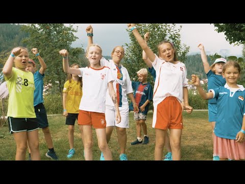 Schwiizer Kiddies (feat. Lucca Gloor) - Es Goal