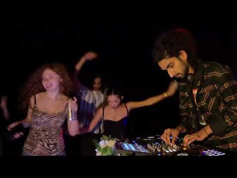 Play Video Youtube Video