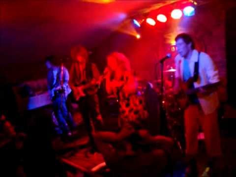 Sabra Cadabra - Groove You