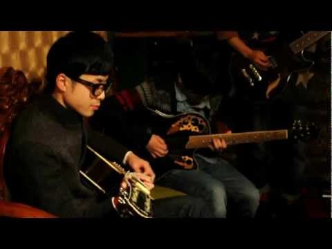 TOKYO ACOUSTIC SESSION : The Moments - Past Light