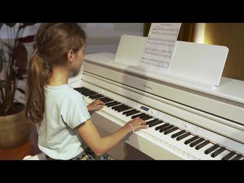 Mona en Steffi, eerstejaars piano, vertellen over hun piano-ervaring.