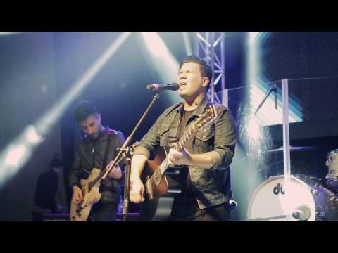 Jochi Alamo - Dependo de Ti (Live) Video Oficial - Album Te Adoramos Live