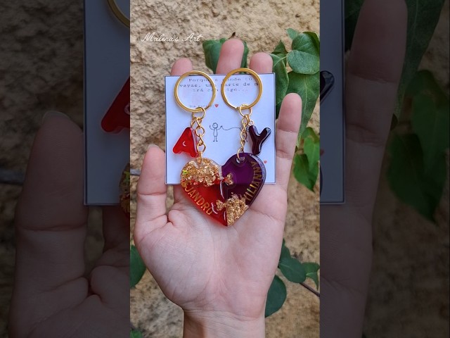 Vídeo relacionado con Llaveros Personalizados con Foto 2 Caras. Llaveros Originales. Llavero para Pareja, Amigas, Novia, Papa, Mama. Llavero Dia del Padre Regalos. Keychain Personalizado Mochila Escolar. Porta Chaves Homen