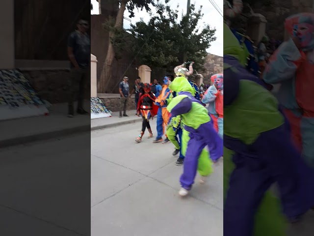 Vídeo relacionado con Boland - Chaqueta con aspecto metálico, chaqueta deportiva para mujer y hombre de estilo retro, disfraz para grupo para fiesta temática, carnaval