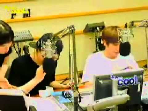 110815-DJEunhyuk eat & drink at sukira