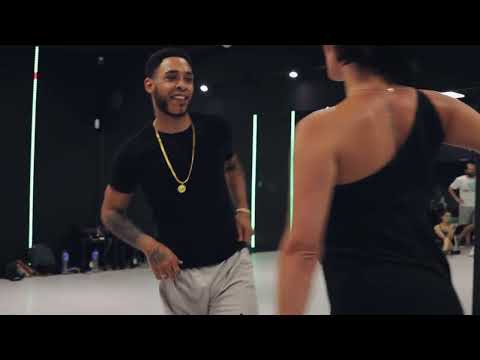 Brazilian Zouk Improvisation by William and Irene (Ya Levis - Baby boy).