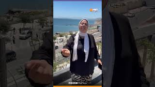 فاطمة الزهراء صحافية شوف تيفي بقلب سبتة المحتلة تنصح لحراكة لي كينعسو فالزنقة مكرفصين  يرجعو لبلادهم