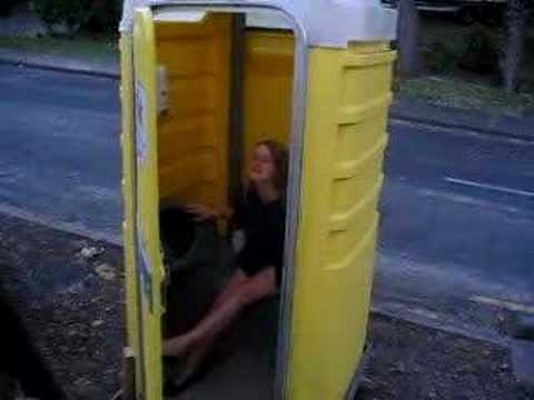 portaloo