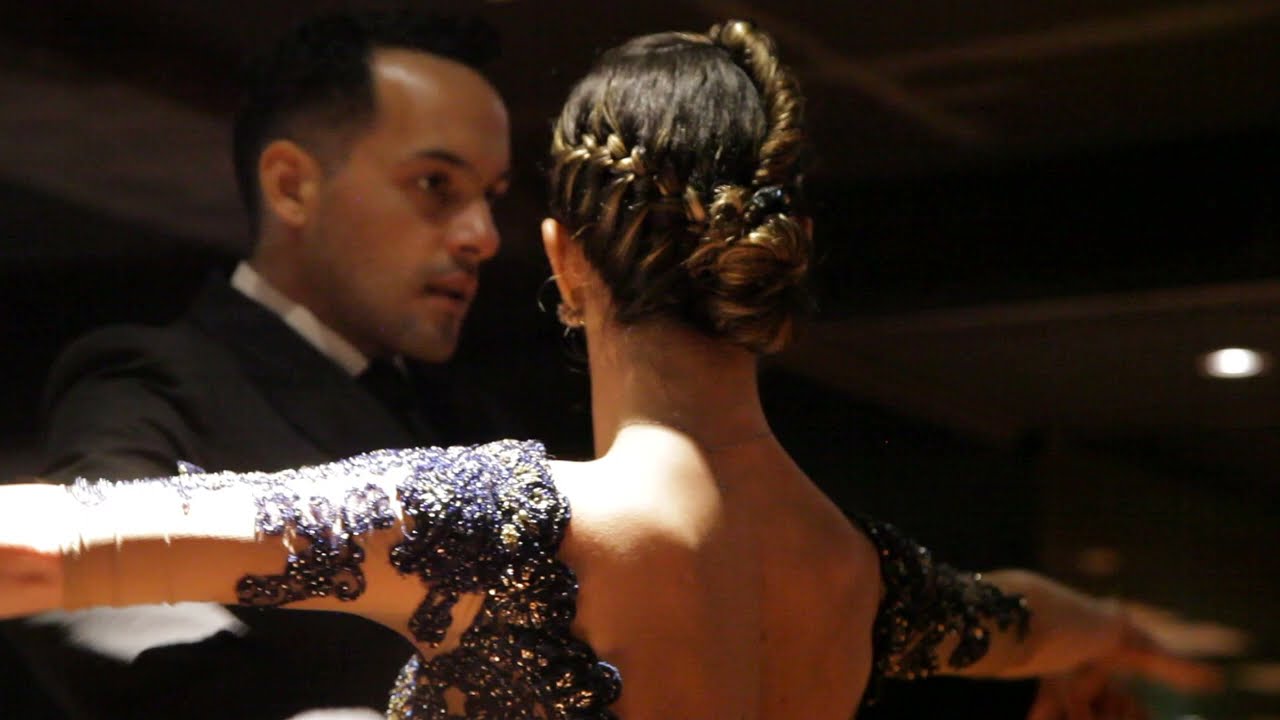 Video thumbnail for Sebastian Acosta y Laura D'Anna “Quejas de Bandoneón” ＠La Milonga "El Arrabal Osaka, Japan" Nov 2023