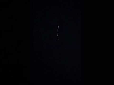 🛰️ Paso visible de los satélites Starlink sobre Córdoba.🎥 Desde Salsipuedes. Por @pinoo_01 02/02/26