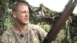 Fieldsports Britain – Pigeons over wheat and a nice double rifle
