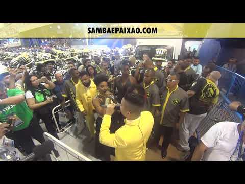 Carnaval 2019: São Clemente Início do Desfile