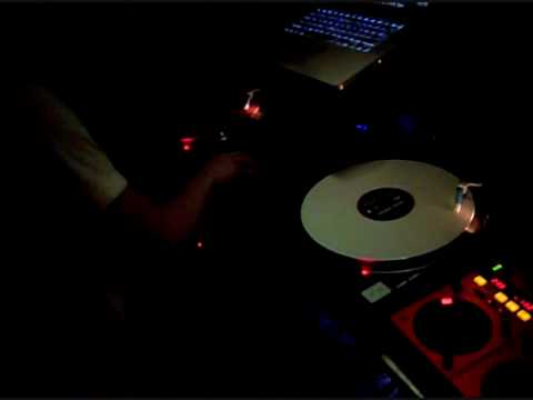 A Mid Summer Night Party with DJ Serafin...