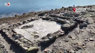 Sapanca Gölü'nde Sular Çekilince Tarihi Yapı Daha Görünür Oldu