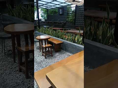 Coba mampir ke Satu Tuju Coffee, tempat ngopi cozy di dekat stasiun Bogor! ☕️✨ Perfect buat bersantai sebelum berangka...