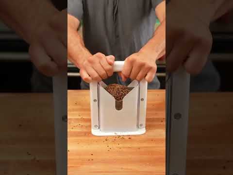 Ultimate Guide to Bagel Preparation and Slicing Techniques @owen.han #food #cooking