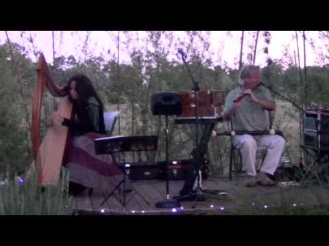 Lisa Lynne & George Tortorelli - Celtic Harp & World Flutes