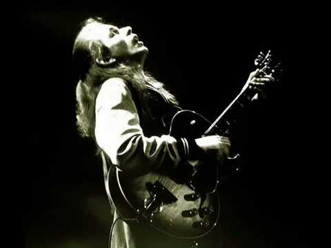 Yes Miscellany: 10/25/90 - Steve Howe on Guitar Speak - Sharp on Attack