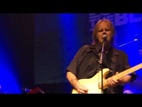 ROCKIN' THE BLUES 2019 (WALTER TROUT)Me, My Guitare and the Blues - @ La Cigale PARIS