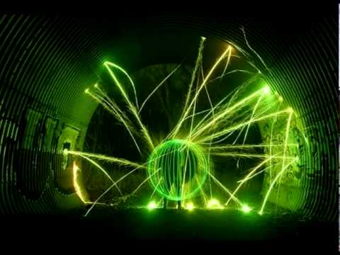 Eminstein - kratko i jasno 2010