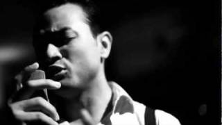 Video Dos Gardenias de Pierre Boutet