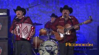 SALOMON ROBLES ESTOY ENAMORADA DE TI