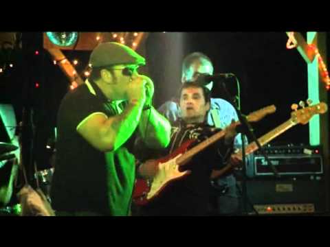 The Silver Brazilians performing The Battle of Morden in Sweden