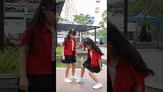 Download lagu Pica Pica Dance Viral Velocity #kembar #jogetviral #jogetseru #dance #trends #shorts mp3 Download lagu Pica Pica Dance Viral Velocity #kembar #jogetviral #jogetseru #dance #trends #shorts mp3