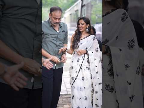 The Adorable Father-Daughter Duo #NiharikaKonidela and #NagaBabu at #IFFI2025 | Gulte