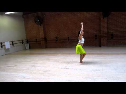 Tahitian Dance basics with Leolani