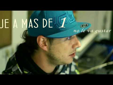 3L Moi & Fernikhan (El Veneno Crew) "Yo traigo lo mio" (Lyric Video)