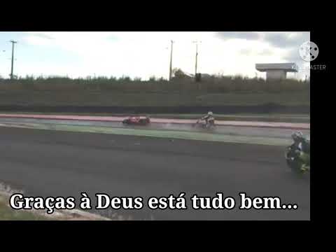 Piloto cai em Track Day de Cascavel