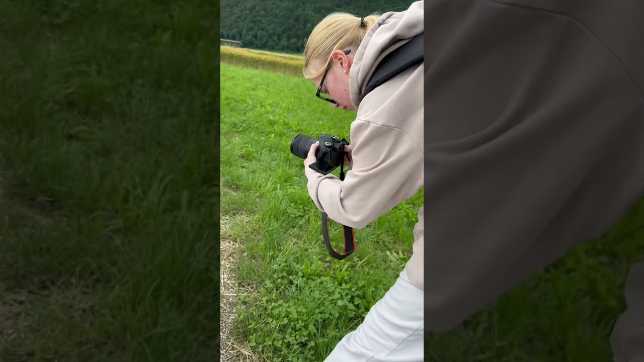 If you can’t decide between sport or casual look for interview, just pick… sportual.😄