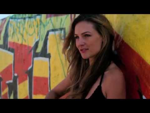 Ashlee Williss Lost In Time